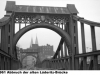 blick-auf-alte-luederitz-bruecke-richtung-bremen-altstadt-1961